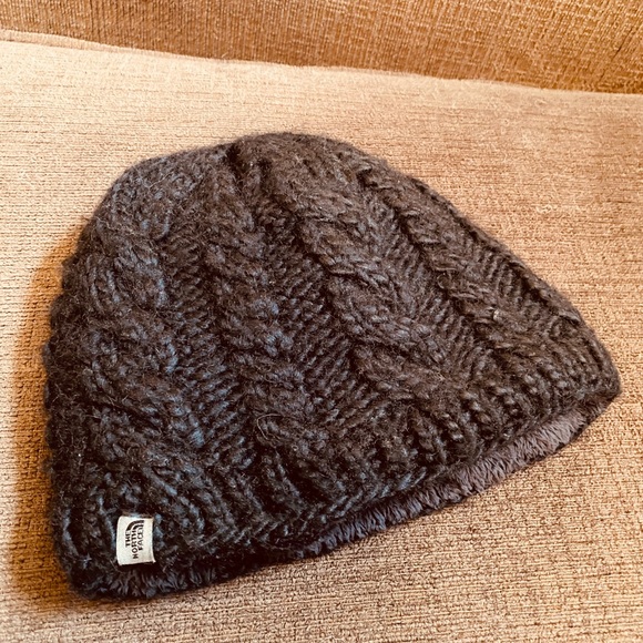 North Face beanie - Picture 1 of 2